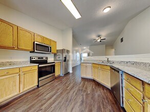 1070 Halifax Ln in Indianapolis, IN - Building Photo - Building Photo