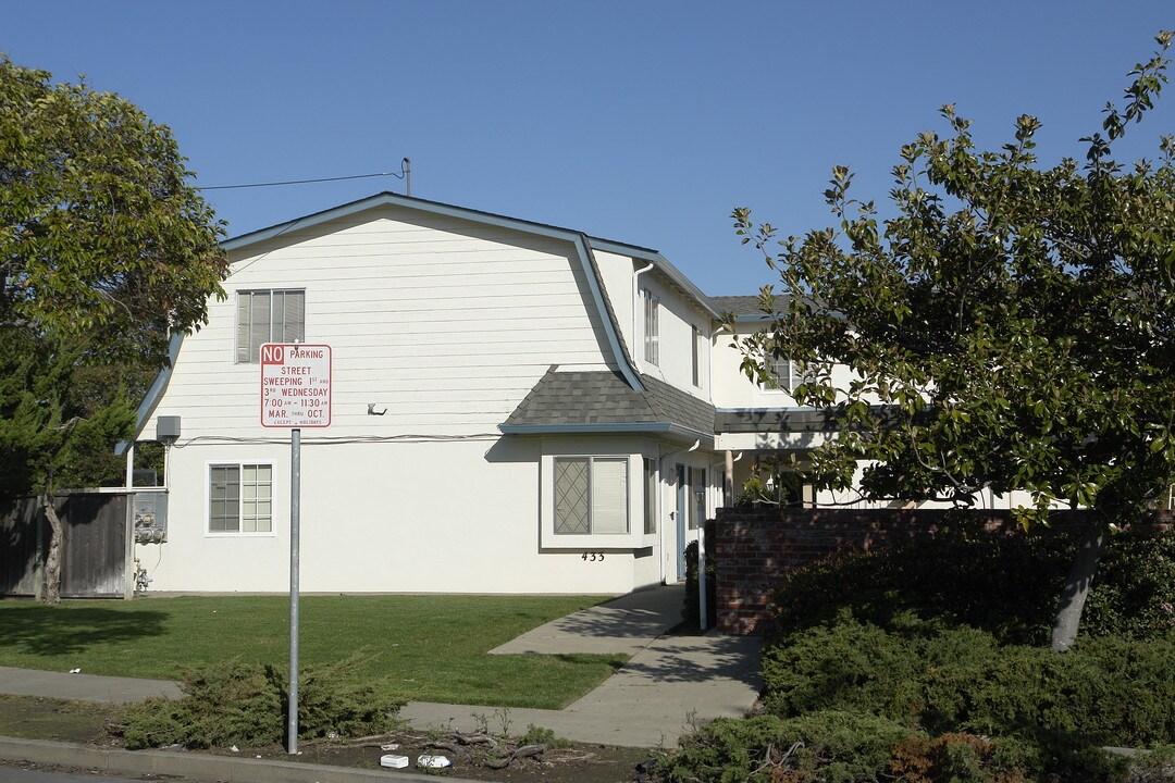 433 Ranker Pl in Hayward, CA - Foto de edificio