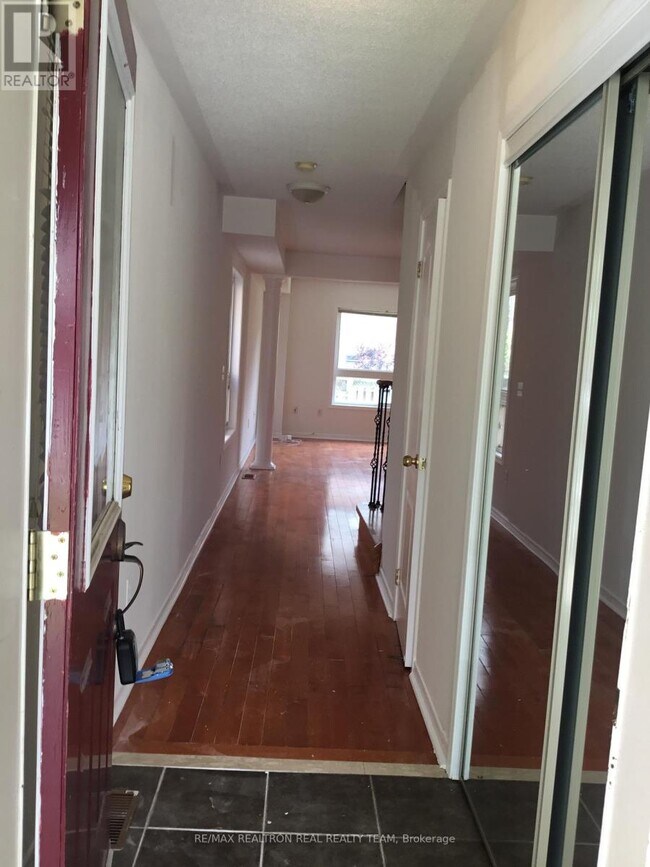 13 Turtledove Grove in Toronto, ON - Building Photo - Building Photo