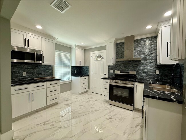 2630 De Soto St in Houston, TX - Building Photo - Building Photo