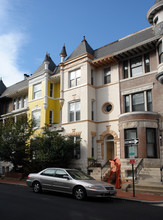 1418 Hopkins St NW in Washington, DC - Building Photo - Building Photo