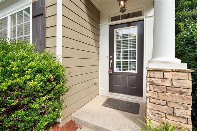 320 Pintail Ct in Suwanee, GA - Building Photo - Building Photo