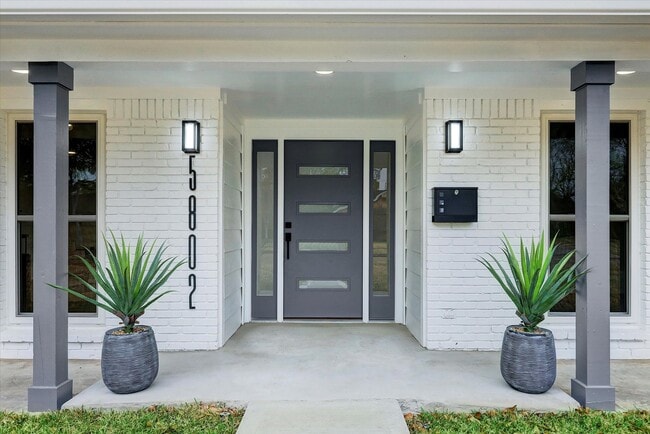 property at 5802 Valkeith Dr