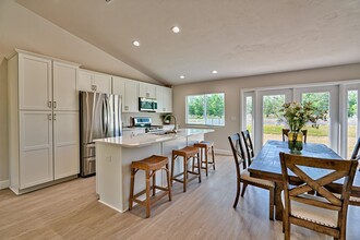 147 Hartford St in Hawthorne, FL - Building Photo - Building Photo