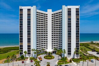 The Princess Condominiums in Jensen Beach, FL - Foto de edificio - Building Photo