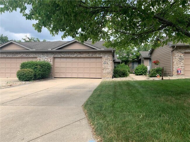 2160 S Imboden Pl in Decatur, IL - Building Photo - Building Photo