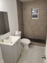 5310 NW 24th St, Unit 141 in Lauderhill, FL - Foto de edificio - Building Photo