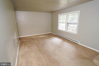 5736 Rip Wil Dr in Salisbury, MD - Building Photo - Building Photo