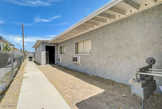 2129 Ballard Dr in Las Vegas, NV - Building Photo - Building Photo