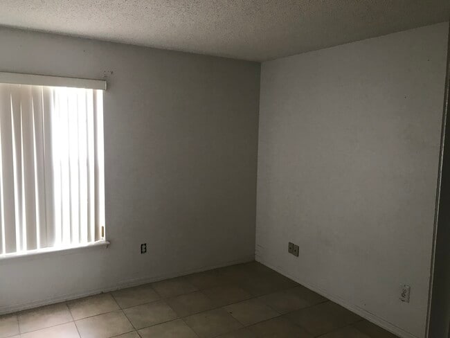 513 Seasons Ct in Winter Springs, FL - Building Photo - Building Photo