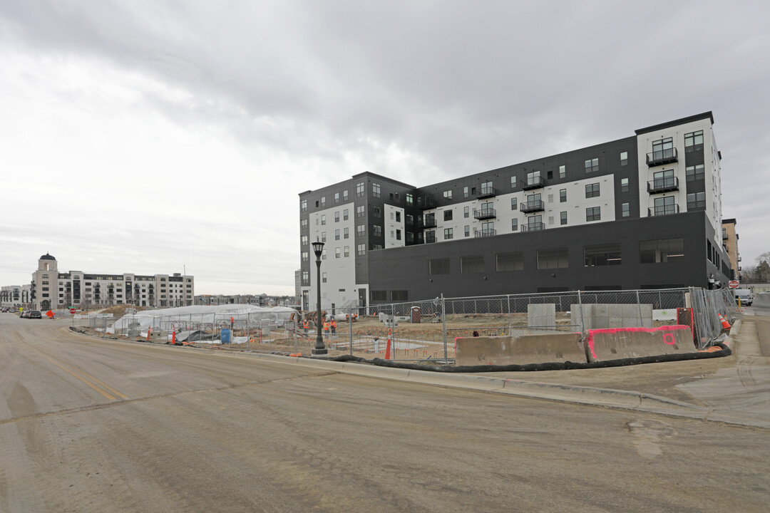 The Lumin at Highland Bridge in St. Paul, MN - Foto de edificio