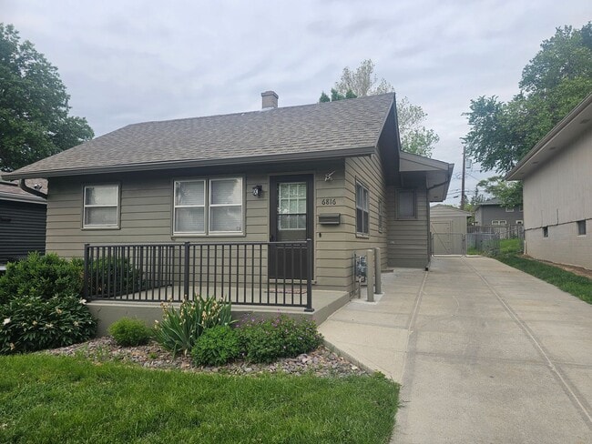 6816 Marcy St in Omaha, NE - Building Photo - Building Photo