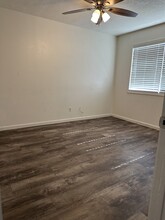 1007 1/2 W Avenue Q, Unit 1007 in Lovington, NM - Foto de edificio - Building Photo