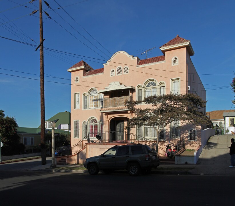 701 East Edgeware Rd in Los Angeles, CA - Foto de edificio