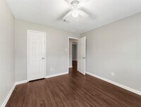 8706 Valley Rock Dr photo'