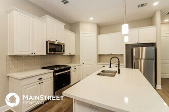 5104 Royal Heath Dr in Houston, TX - Building Photo - Building Photo