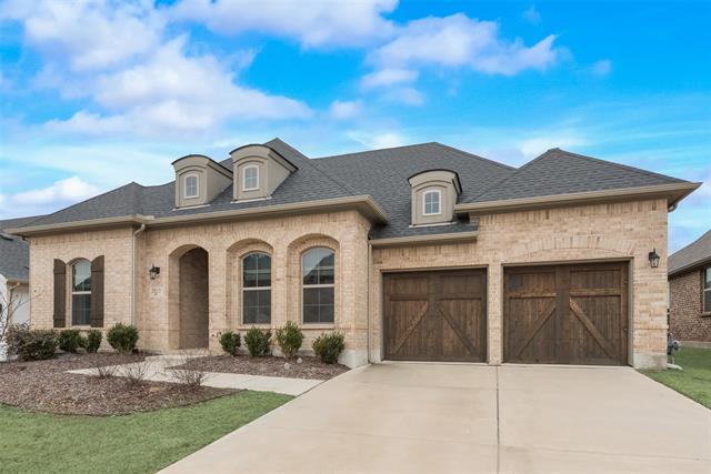 property at 2013 Coventry Dr