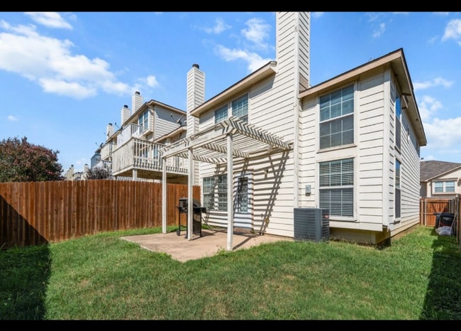 12626 Bay Ave in Euless, TX - Building Photo - Building Photo