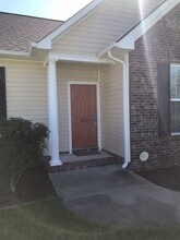 222 Stone Point Ln in Jacksonville, NC - Building Photo - Building Photo