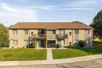 Autumn Ridge in Canton, MI - Foto de edificio - Building Photo