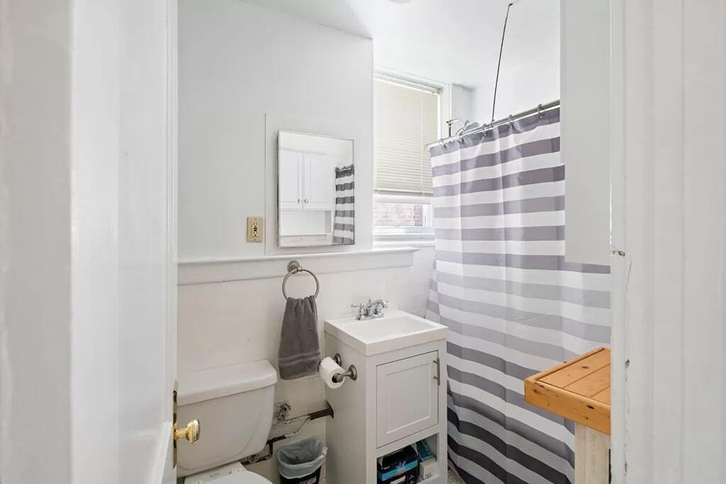 47 Park Vale Ave, Unit 1 in Boston, MA - Building Photo