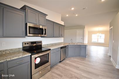 3848 Redbud Wy in Panama City, FL - Building Photo - Building Photo