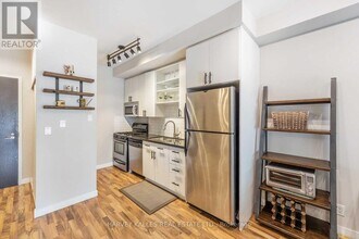 1 Shaw St in Toronto, ON - Building Photo - Building Photo