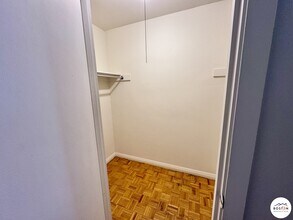 132 Chiswick Rd, Unit 1B in Boston, MA - Foto de edificio - Building Photo