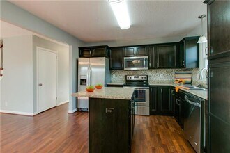 1806 Colt Dr in Clarksville, TN - Building Photo - Building Photo