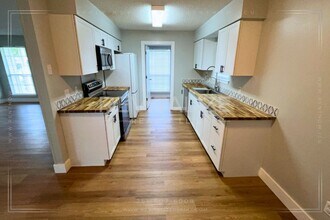 8030 Woodland Way in Semmes, AL - Building Photo - Building Photo
