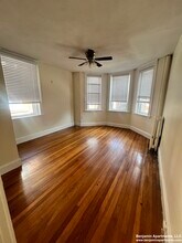 5 Barrows St, Unit 3 in Boston, MA - Building Photo - Building Photo
