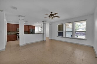 110 W Montfair Blvd in Spring, TX - Building Photo - Building Photo