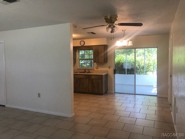 209 S Washington St in Beverly Hills, FL - Building Photo - Building Photo