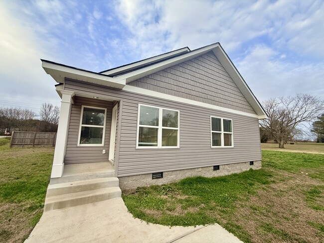 property at 103 Oakwood Meadows Dr