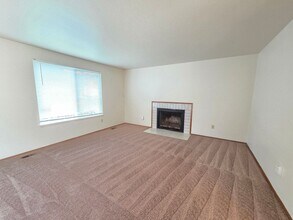 728 97th Dr NE in Lake Stevens, WA - Building Photo - Building Photo