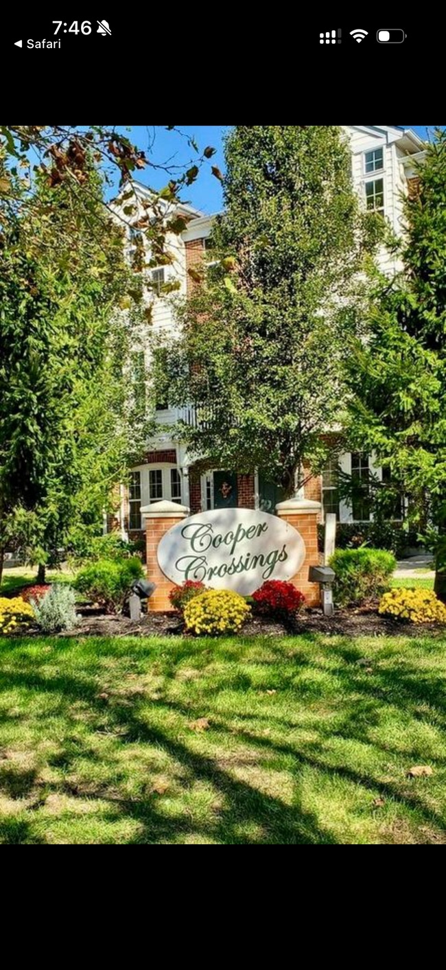 property at 834A S Warren St