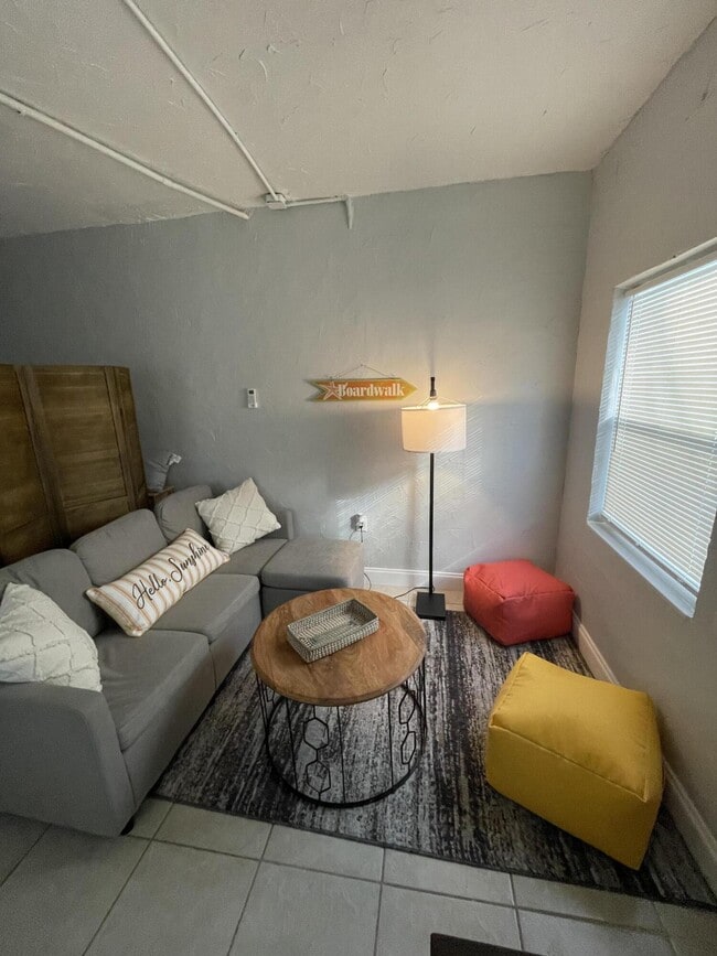 property at 619 Selkirk St