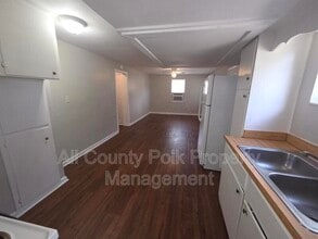 103 Colonial Dr in Auburndale, FL - Building Photo - Building Photo