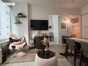 180 Water St in New York, NY - Building Photo - Building Photo