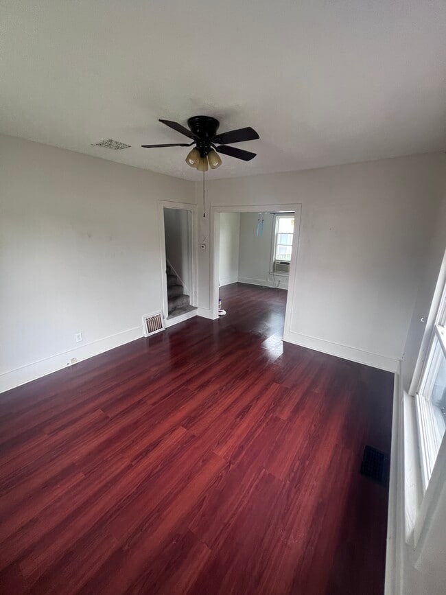 property at 926 N Center St