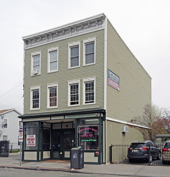 150 Monticello Ave in Jersey City, NJ - Building Photo - Building Photo