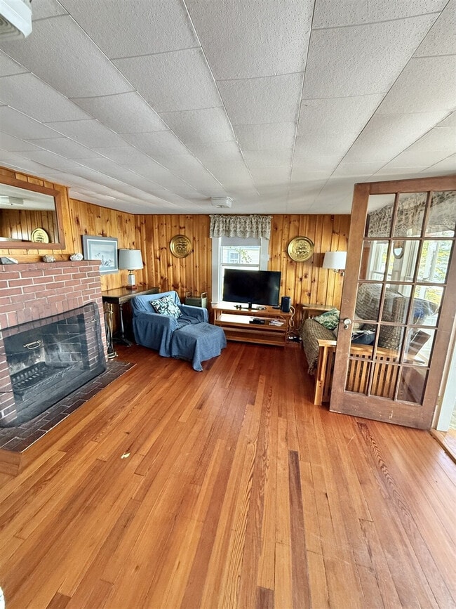 65 Sebago Rd in Sebago, ME - Building Photo - Building Photo
