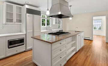 9 Kenway St in Cambridge, MA - Building Photo - Building Photo