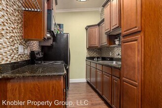 2627 Douglas Ave-Unit -#205 in Dallas, TX - Building Photo - Building Photo