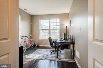 606 Margaret Ct in Bear, DE - Foto de edificio - Building Photo
