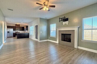 72 Fridley Ln in Hinesville, GA - Building Photo - Building Photo