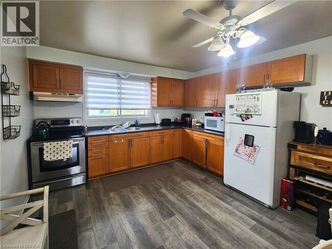 85 Lyndhurst St in Brantford, ON - Building Photo - Building Photo