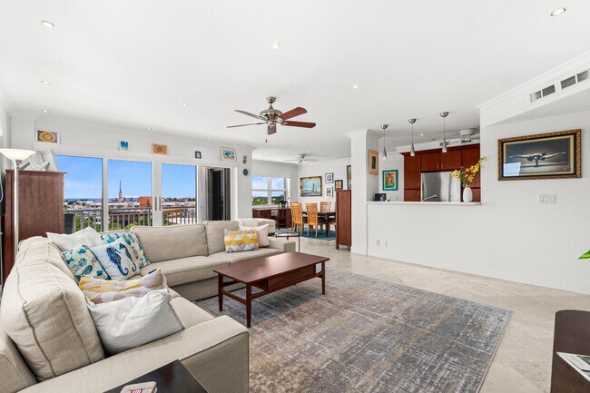1000 Lowry St in Delray Beach, FL - Building Photo - Building Photo
