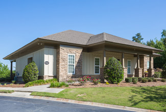 Harbour Club Apartments in Macon, GA - Building Photo - Building Photo