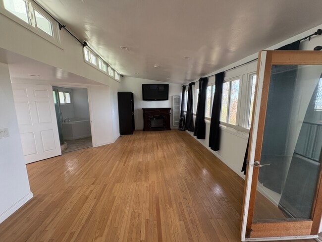 1400 San Remo Dr, Unit 1404 San Remo Drive